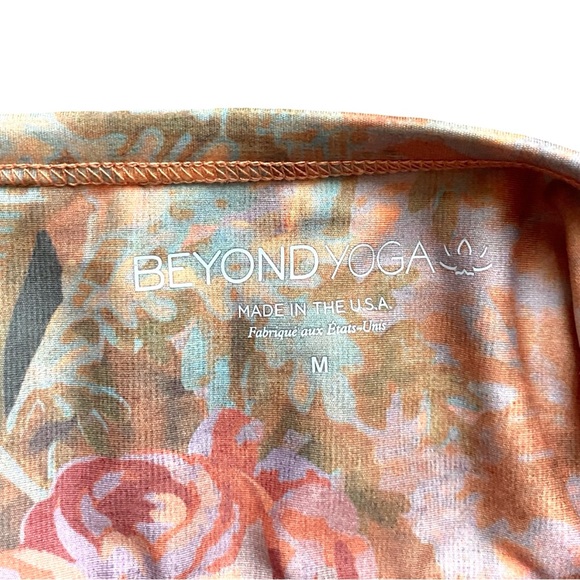 Beyond Yoga Spacedye Slim Racerback Cropped Tank Top Size Medium - Picture 5 of 5